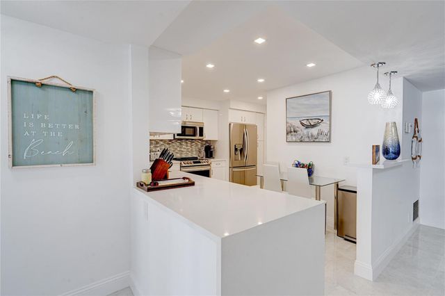 3500 Galt Ocean Drive 716, Fort Lauderdale, FL 33308