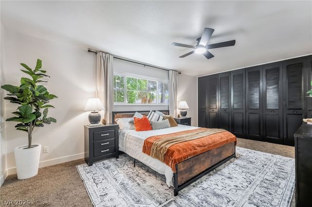 421 Greenbriar Townhouse Way, Las Vegas, NV 89121