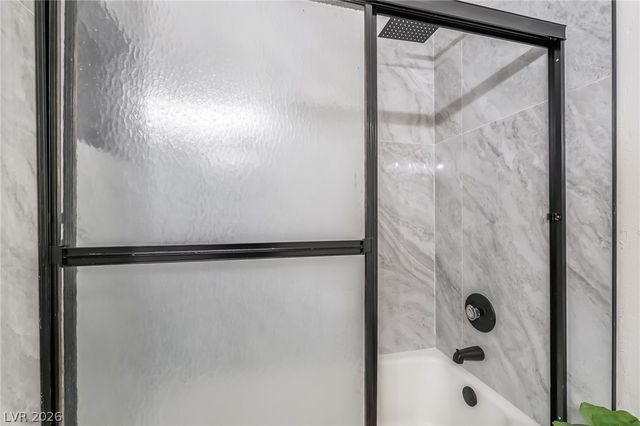 421 Greenbriar Townhouse Way, Las Vegas, NV 89121