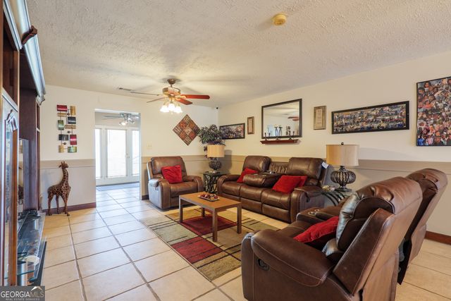 3473 & 3807 Kay Circle, Valdosta, GA 31606