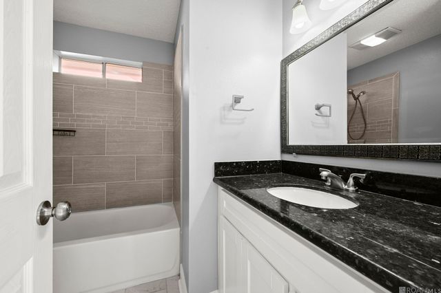 4405 Noble Cane Dr, Baton Rouge, LA 70814