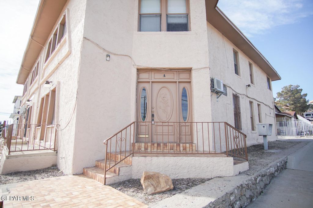 1111 N Cotton Street E, El Paso, TX 79902