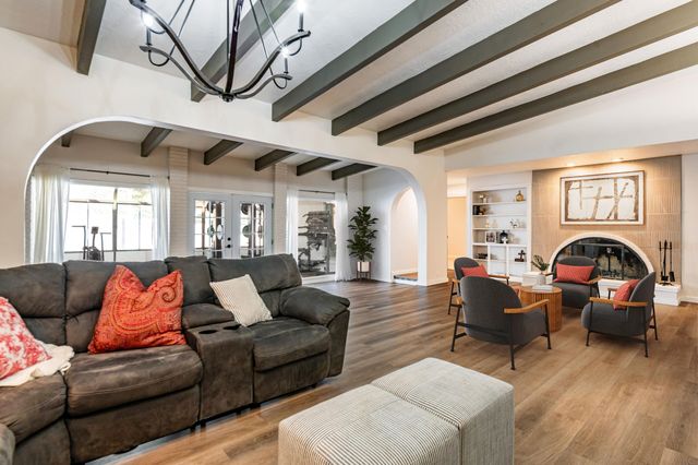 1008 Cuatro Cerros Trail SE, Albuquerque, NM 87123