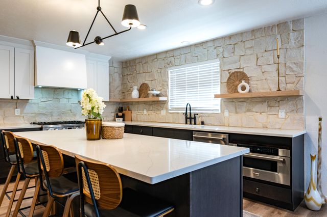 1008 Cuatro Cerros Trail SE, Albuquerque, NM 87123