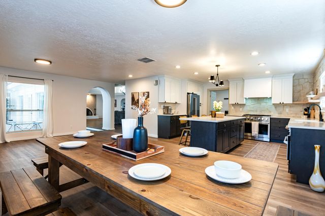 1008 Cuatro Cerros Trail SE, Albuquerque, NM 87123