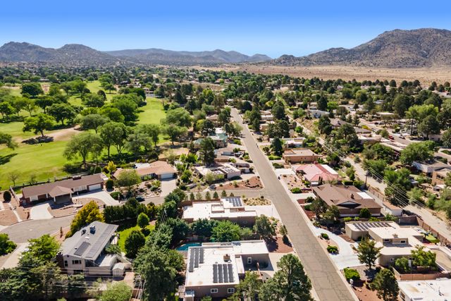 1008 Cuatro Cerros Trail SE, Albuquerque, NM 87123