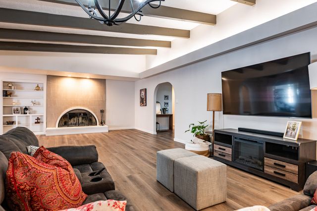 1008 Cuatro Cerros Trail SE, Albuquerque, NM 87123
