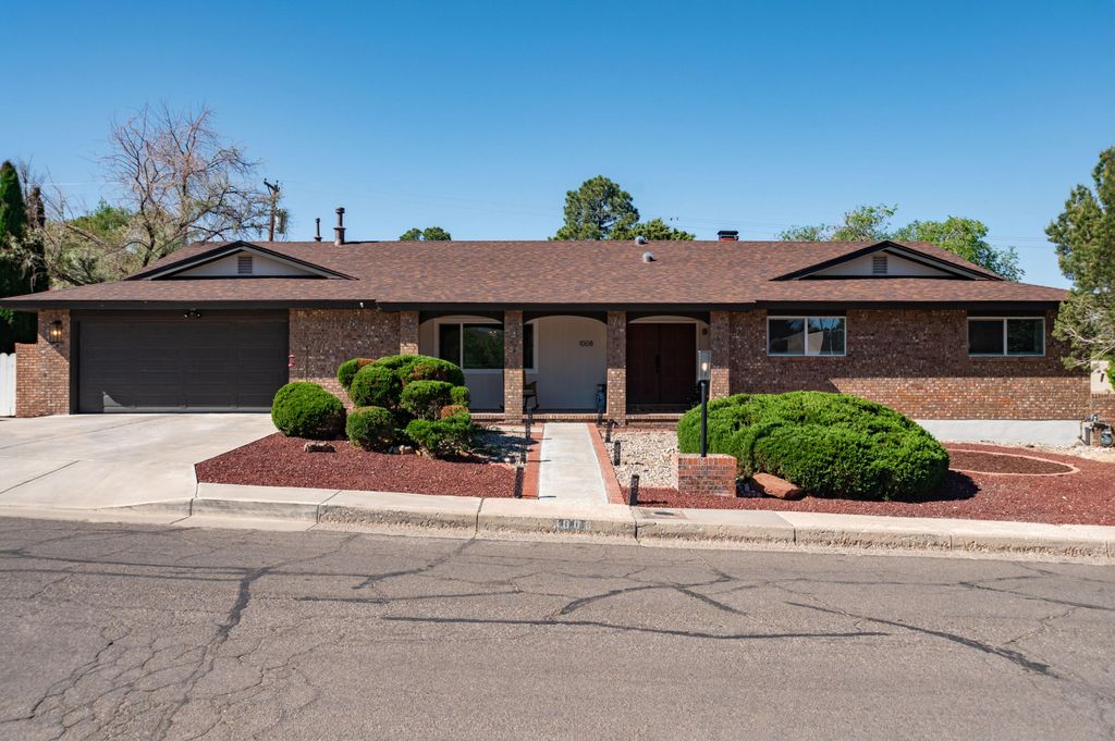 1008 Cuatro Cerros Trail SE, Albuquerque, NM 87123