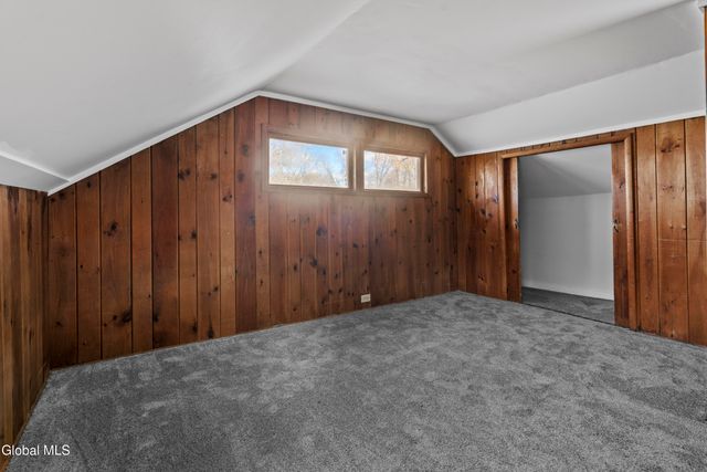 33 Western Avenue, Charlton, NY 12010