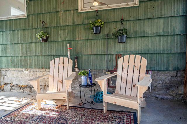 33 Western Avenue, Charlton, NY 12010