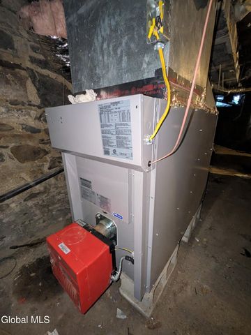 33 Western Avenue, Charlton, NY 12010