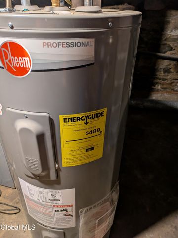 33 Western Avenue, Charlton, NY 12010