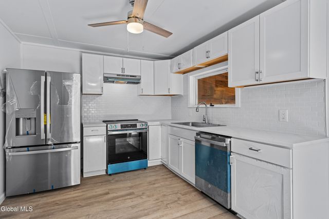 33 Western Avenue, Charlton, NY 12010