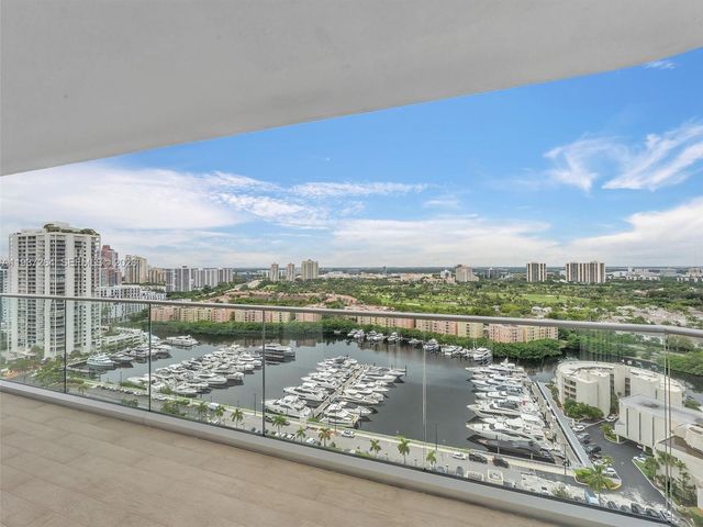 19707 Turnberry way 25D, Aventura, FL 33180