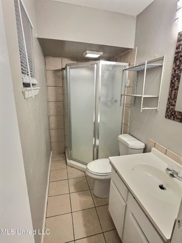 221 Eastland Boulevard, Ocean Springs, MS 39564