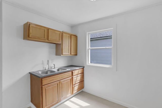 1514 E 24th Avenue, Columbus, OH 43211