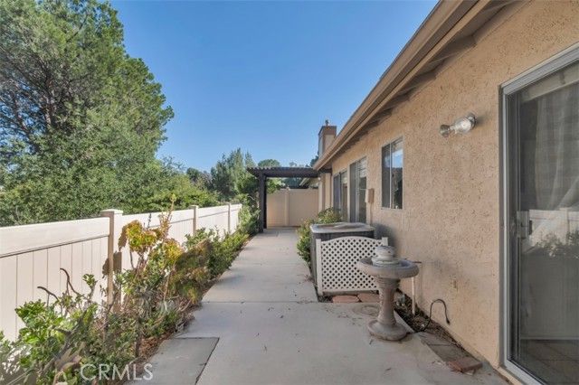 26216 Rainbow Glen Drive, Newhall (santa Clarita), CA 91321