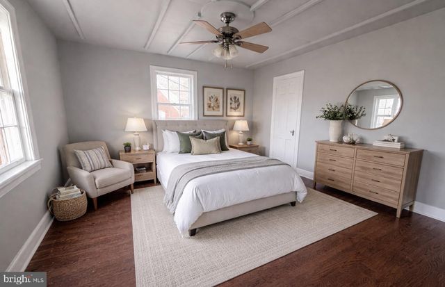 901 MONROE ST, Fredericksburg, VA 22401