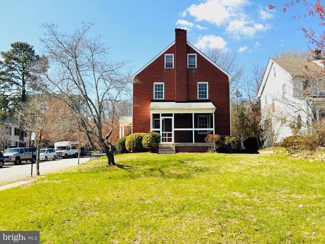 901 MONROE ST, Fredericksburg, VA 22401