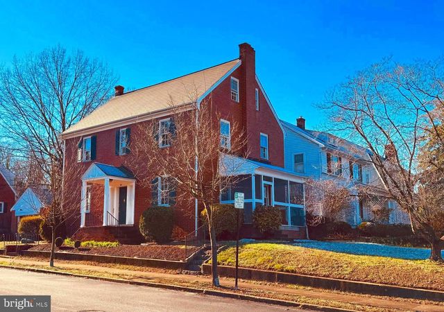 901 MONROE ST, Fredericksburg, VA 22401