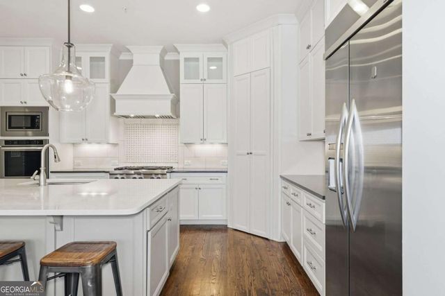 2085 Bellrick Road NW, Atlanta, GA 30318