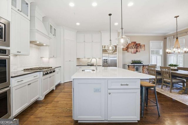 2085 Bellrick Road NW, Atlanta, GA 30318