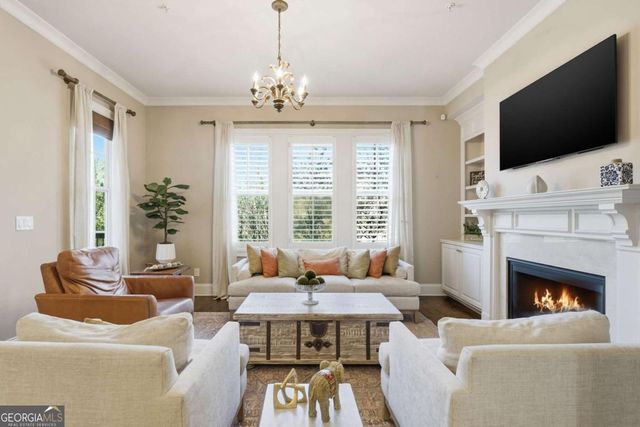 2085 Bellrick Road NW, Atlanta, GA 30318