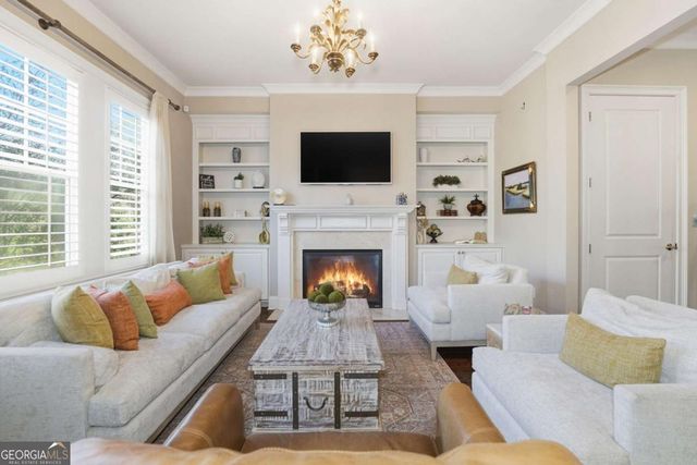 2085 Bellrick Road NW, Atlanta, GA 30318