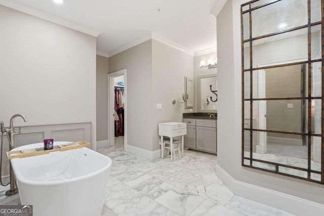 2085 Bellrick Road NW, Atlanta, GA 30318