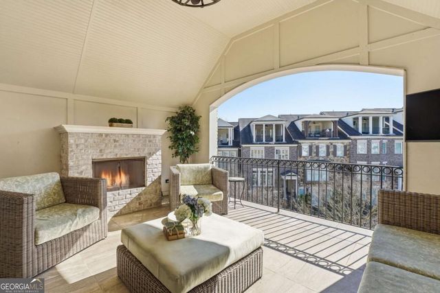 2085 Bellrick Road NW, Atlanta, GA 30318