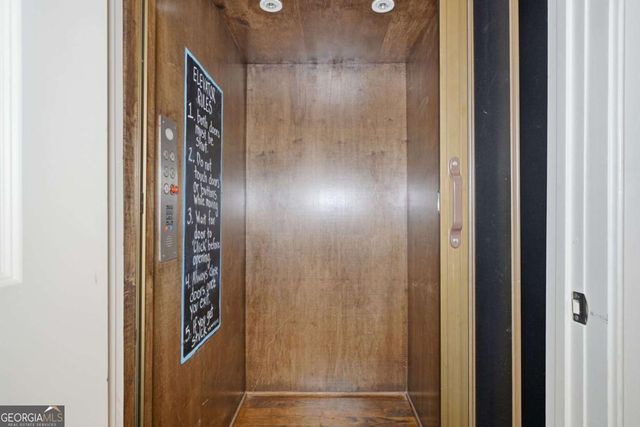 2085 Bellrick Road NW, Atlanta, GA 30318