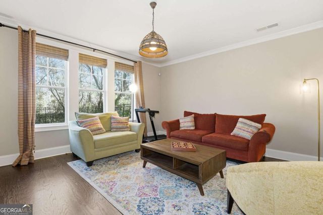 2085 Bellrick Road NW, Atlanta, GA 30318