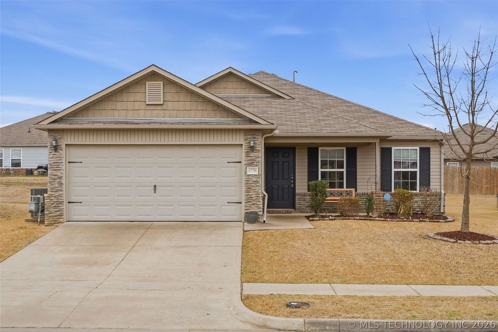 5770 E 146th Place S, Bixby, OK 74008