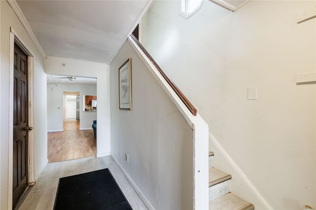 39 Woodward Street, Rochester, NY 14605