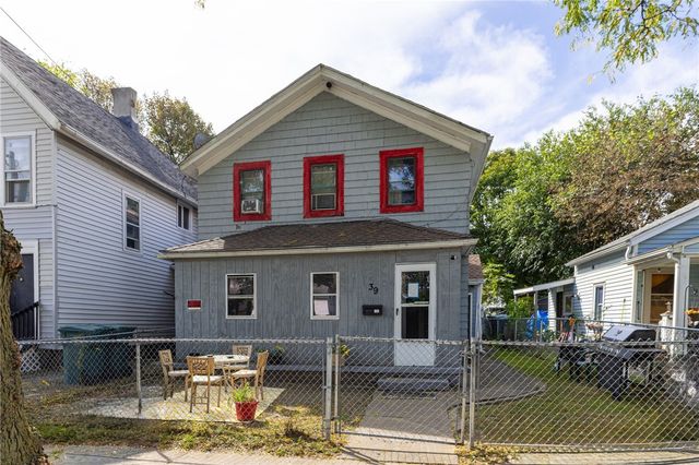 39 Woodward Street, Rochester, NY 14605