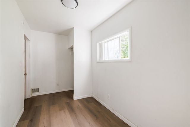 39 Woodward Street, Rochester, NY 14605