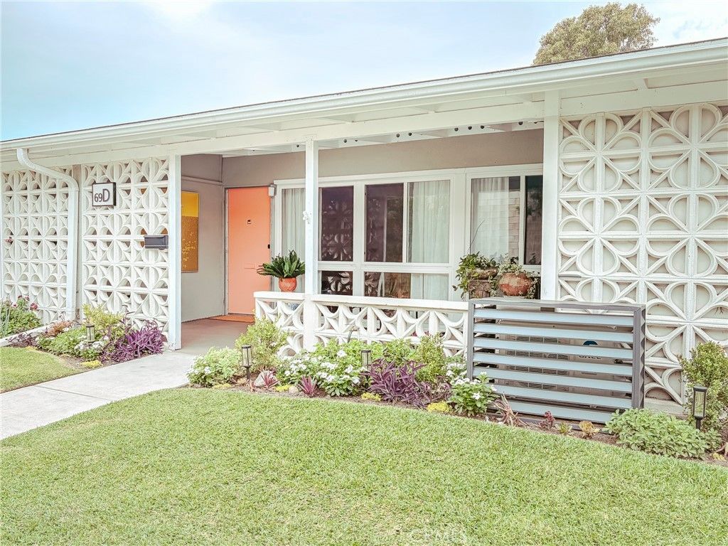 1281 Golden Rain Rd., M2-69D, Seal Beach, CA 90740 — photo 2