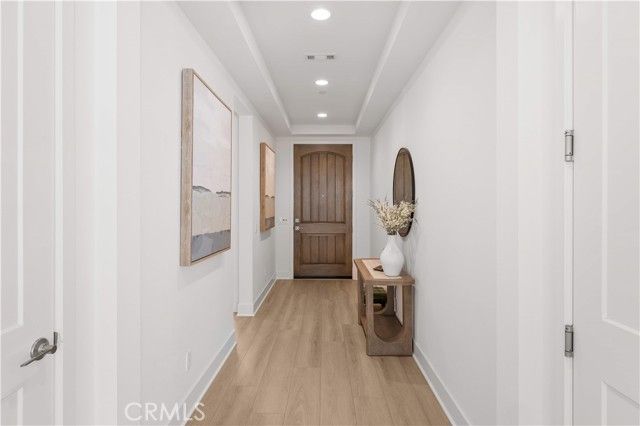 168 Somera, Irvine, CA 92602