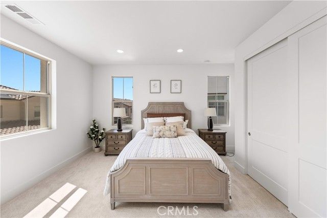 168 Somera, Irvine, CA 92602