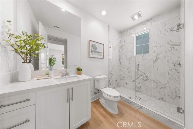 168 Somera, Irvine, CA 92602