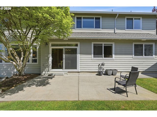 11037 Se RIMROCK Dr, Happy Valley, OR 97086