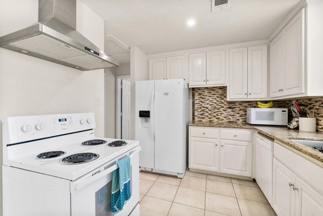 16305 Many Trees Lane, Conroe, TX 77302