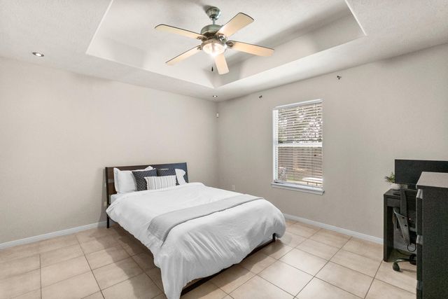 16305 Many Trees Lane, Conroe, TX 77302
