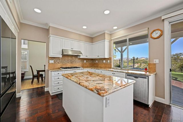 11979 Caneridge Rd, San Diego, CA 92128