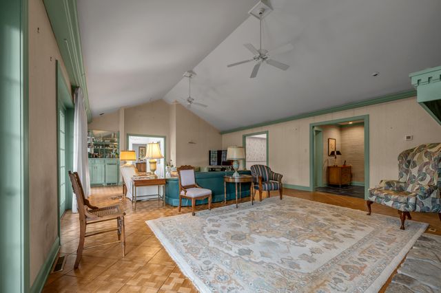 105 Old Farm Road, Richmond, KY 40475
