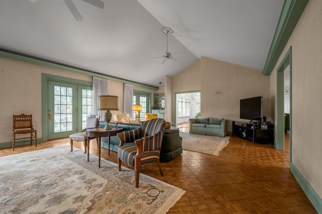 105 Old Farm Road, Richmond, KY 40475