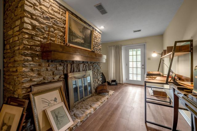 105 Old Farm Road, Richmond, KY 40475