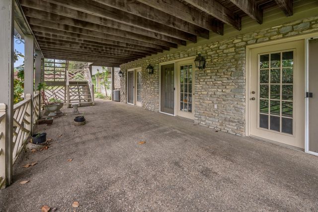 105 Old Farm Road, Richmond, KY 40475