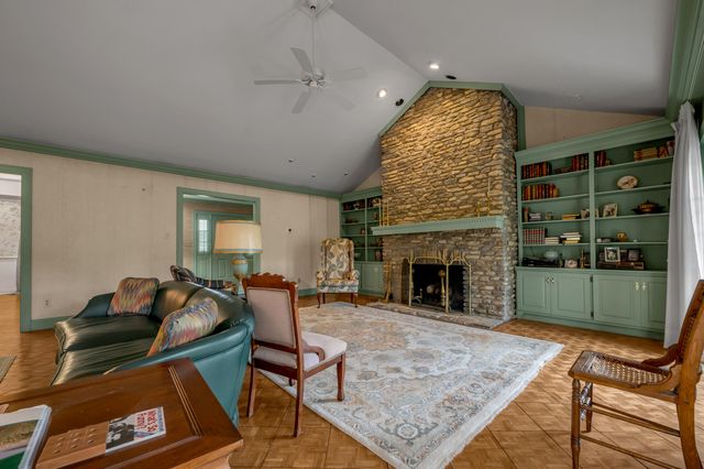 105 Old Farm Road, Richmond, KY 40475