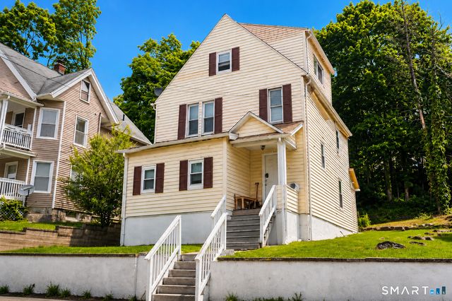 40 Terrace Avenue, Waterbury, CT 06704